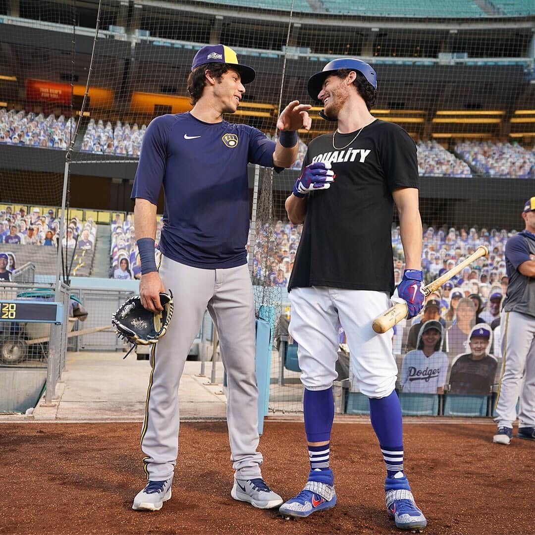 MLBさんのインスタグラム写真 - (MLBInstagram)「With LA and Wisconsin facing off today, what better time for a Belli and Yeli appreciation post!?」1月17日 6時09分 - mlb