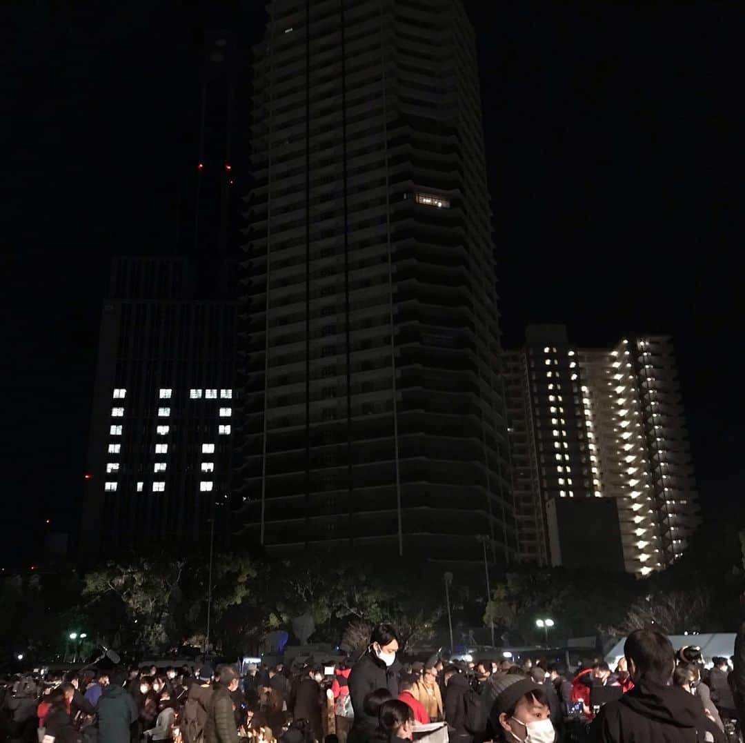 中野耕史のインスタグラム：「Kiss FM KOBE 1.17プロジェクト 東遊園地から中継をしました。 想いを繋ぎ続けたい。 keep on wishing」