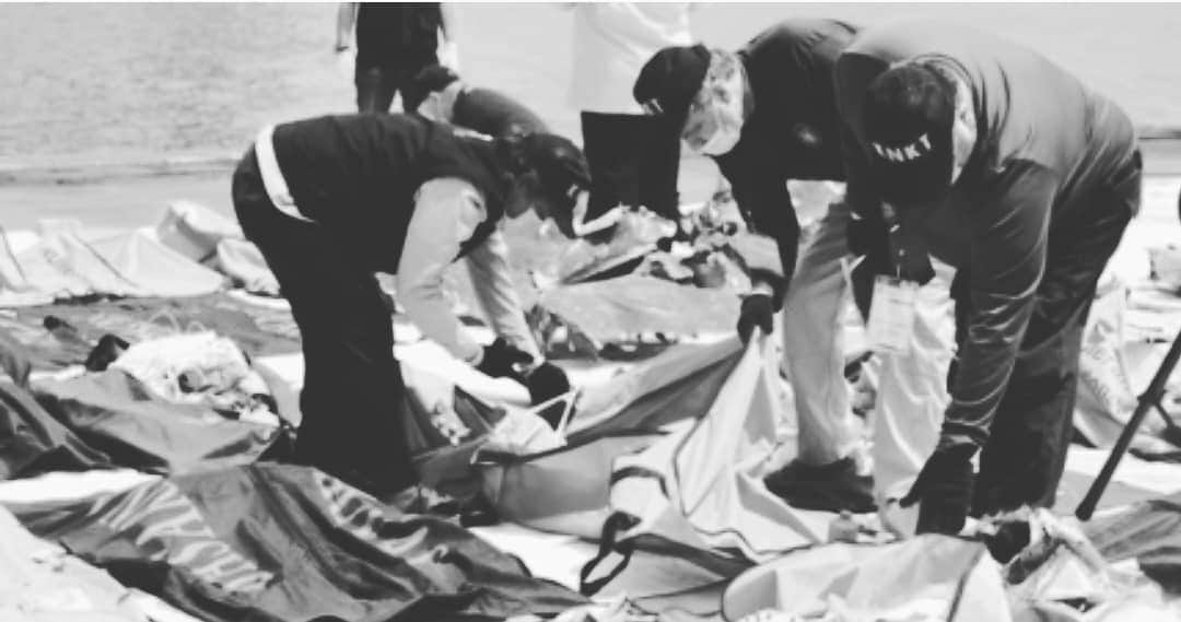 ソン・スンヒョンのインスタグラム：「사고로 실종되신분들 모두 하루 빨리 가족들의 품으로 돌아가길 바랍니다..😢🙏 #prayforindonesia」