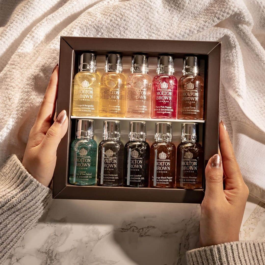 モルトンブラウンのインスタグラム：「It’s your last chance to shop our Winter Sale. Enjoy up to 30% off selected gift sets and collections.」