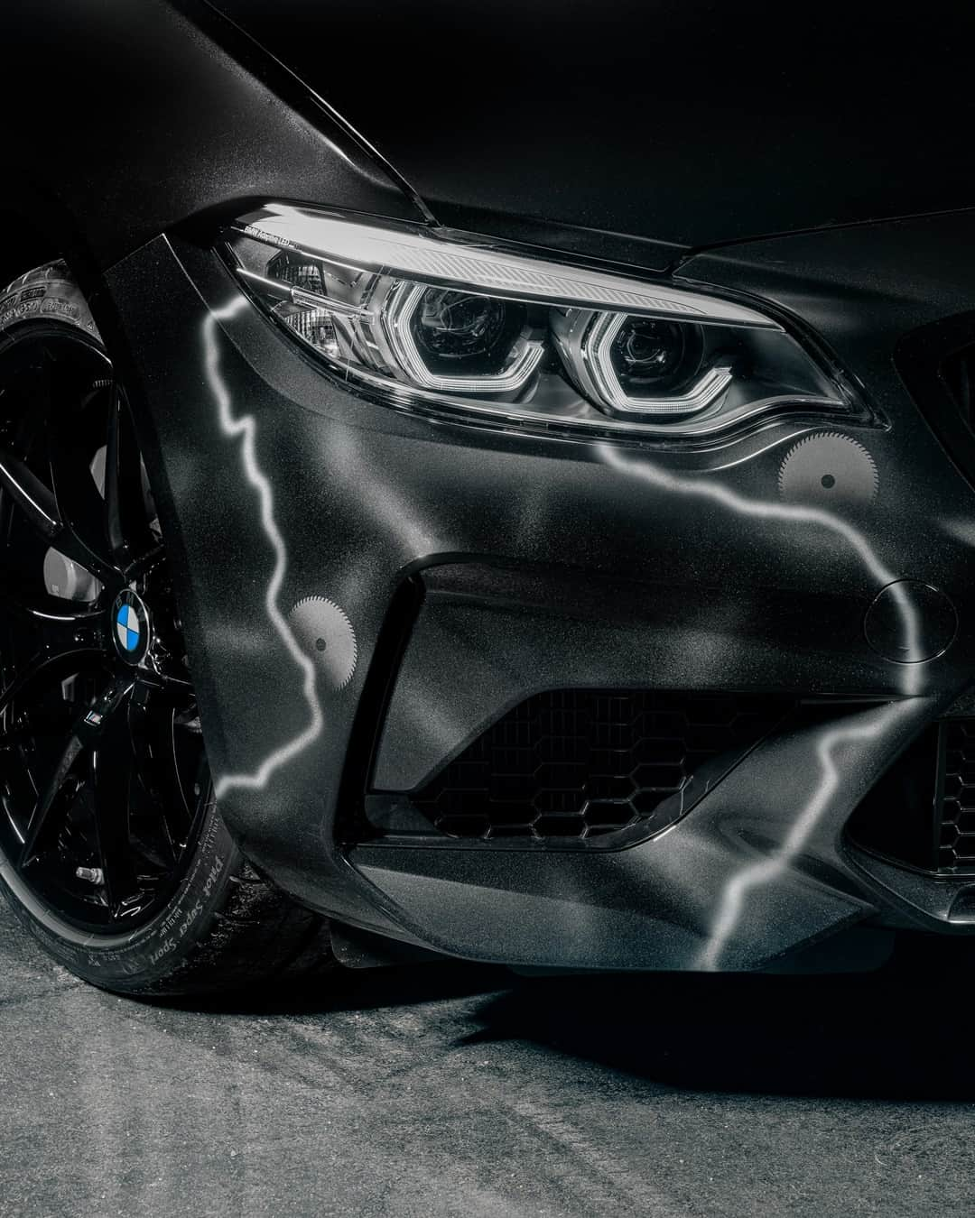 BMWさんのインスタグラム写真 - (BMWInstagram)「A pleasantly provocative piece of art. The BMW M2 Competition by @futuradosmil. #TheM2 #BMW #M2 #BMWM #BMWIndividual @bmwgroupculture @futuralaboratories __ BMW M2 Competition: Fuel consumption weighted combined in l/100km: 10.0–9.2 (NEDC), CO2 emissions weighted combined in g/km: 227–209 (NEDC). Further information: www.bmw.com/disclaimer   410 hp, 302 kW, 550 Nm, Acceleration (0-100 km/h): 4.0 s, Top speed (limited): 250 km/h (with optional M Drivers Package: 280 km/h).」1月17日 18時00分 - bmw