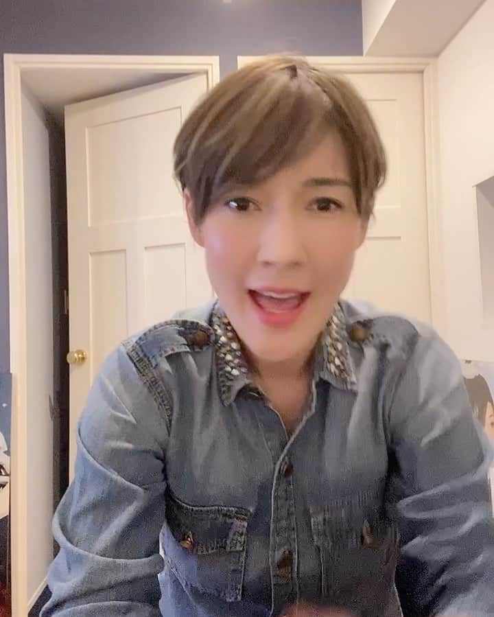 スプツニ子!のインスタグラム：「我讨厌运动!! Im learning Mandarin and NOW I am capable of telling Chinese people how much I hate exercise lol いかに運動嫌いか中国語で語るビデオ（中国語勉強中）」