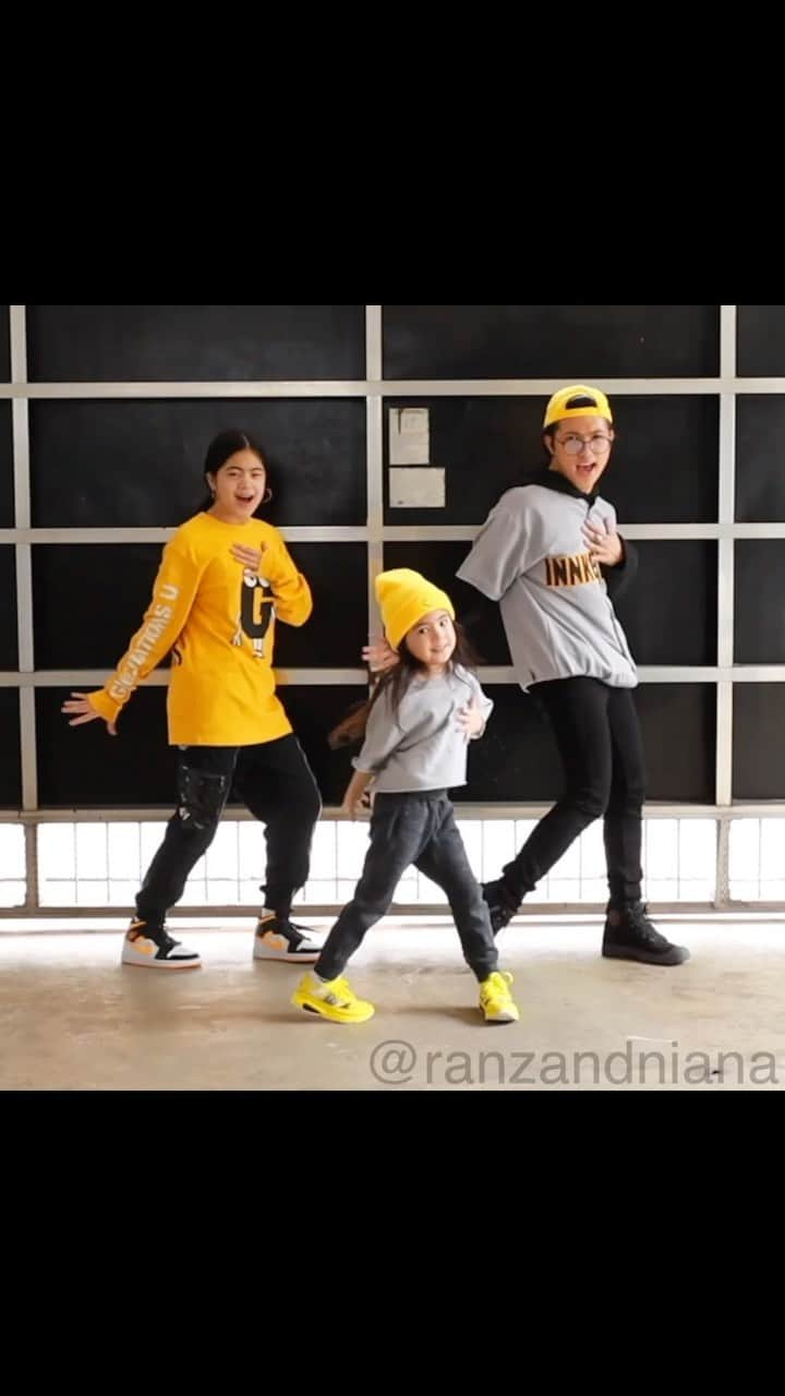 Niana Guerreroのインスタグラム：「ayyeee yuhhh @onewithnatalia @ranzkyle 🤩🔥 #siblinggoals #dance」