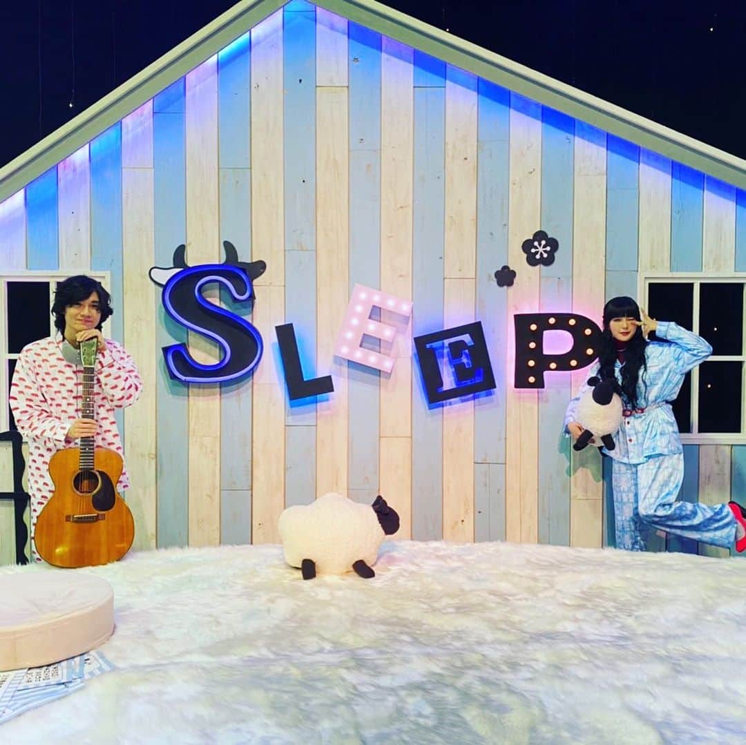 永井聖一のインスタグラム：「Got a good night's sleep? #おやすみ日本  #眠いいね  #NHK」