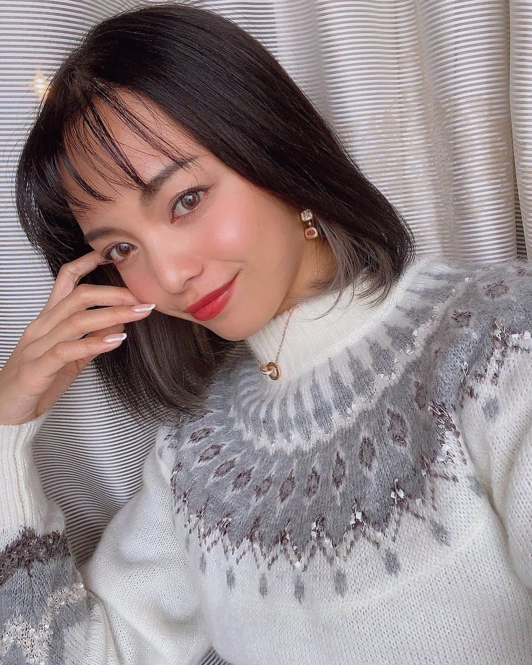 太田モニカのインスタグラム：「おはよ❤︎ 今日も素敵な１日を✌️ . . #monika #monikalifestyle  #love #happy #selfie #tokyogirl」