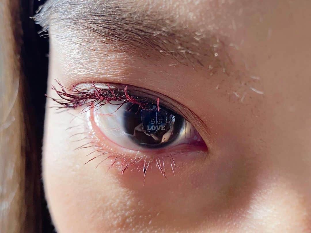 Rihwaさんのインスタグラム写真 - (RihwaInstagram)「Read my eye.❤️🌞 #Rihwa #read  #canyou #look #eye」1月17日 10時30分 - rihwa_official