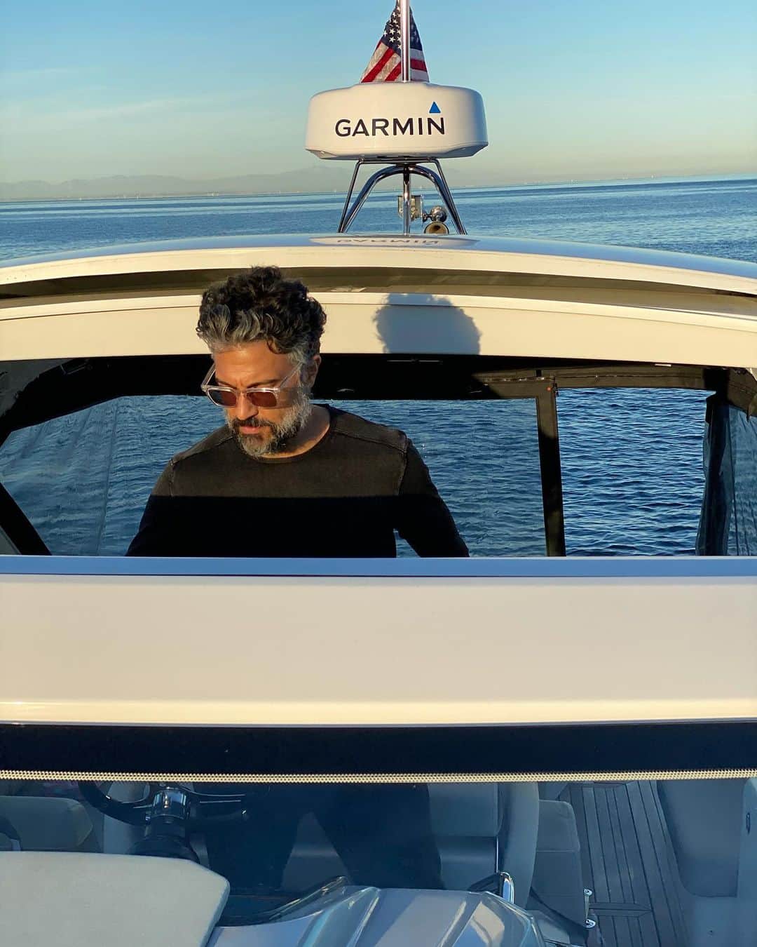 ハイメ・カミールさんのインスタグラム写真 - (ハイメ・カミールInstagram)「Arriving to beautiful @visitcatalinaisland #catalina 🏝😎🥰 It’s open for boaters, they’re following all protocols and covid guidelines and some restaurants are open for takeout only 🙌🏽 @sma_yachts @beneteau_official #beneteau #beneteaulife #gt40 🌊🛥 #visitcatalina #catalinaisland」1月17日 11時52分 - jaimecamil