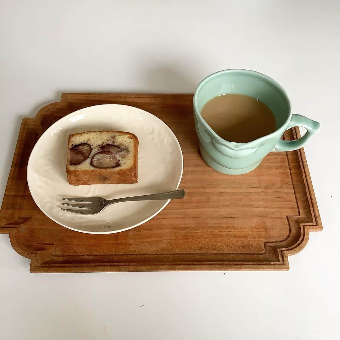 丸山敬太さんのインスタグラム写真 - (丸山敬太Instagram)「@kotokoto_hiromi  ことことの、ひろみさんの 栗の渋皮煮で出来てるパウンドケーキ。  御馳走❤️  至福の家時間どす。」1月17日 13時42分 - keitamaruyama