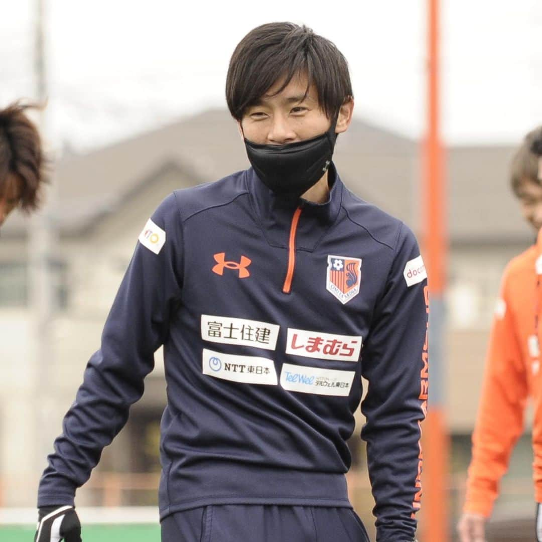 大宮アルディージャさんのインスタグラム写真 - (大宮アルディージャInstagram)「. 本日のトレーニング&写真撮影の様子📸⚽️ 順番をしっかり待ちながら若手の撮影にちょっかいを出す三門選手😁 #41小野 #37松田 #5俊輝 #34佐相 #27誠也 #48柴山 #山中真 コーチ #49大澤 #18髙田 #7三門 #大宮アルディージャ #ardija #Jリーグ #SHOW」1月17日 15時16分 - omiya.ardija