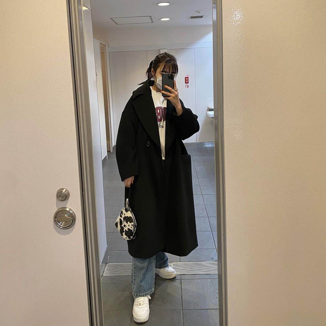 河崎みーなのインスタグラム：「🐄🧡💭 . .」