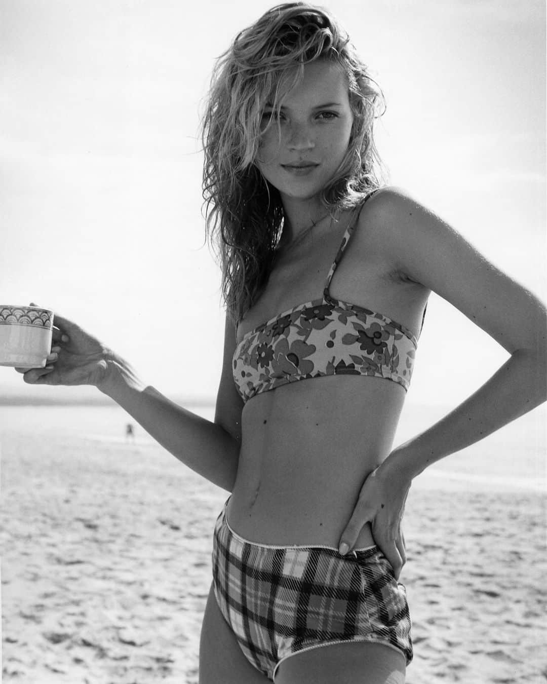 ブルース・ウェーバーのインスタグラム：「Here’s to you Kate—wishing you a very happy birthday! I think I was always photographing the kid in you over the years. I hope that I can celebrate your birthday all the way to your 90th and beyond.」