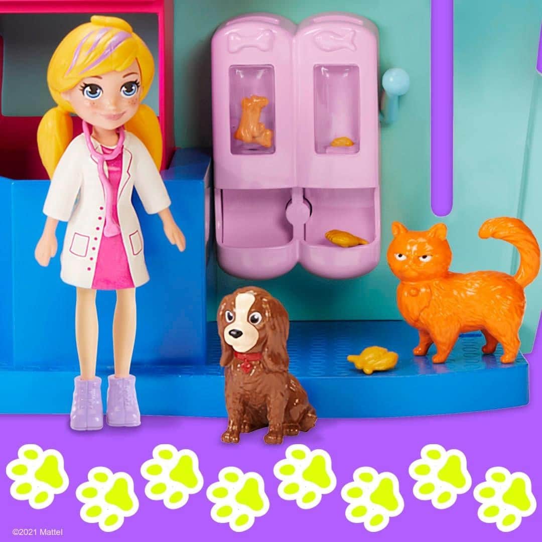 Mattelさんのインスタグラム写真 - (MattelInstagram)「Kids can cuddle and care when they play pet vet with #PollyPocket! 🐾 Shop the set now.」1月18日 2時00分 - mattel