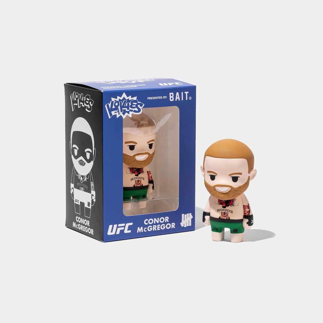 UNDFTDさんのインスタグラム写真 - (UNDFTDInstagram)「UFC x UNDEFEATED Conor McGregor KOKIES   Each figure measures 4.25” tall and stands in a double window display box. The white shorts version is a limited edition of 600 and the green shorts version is a limited edition of 1500.   Available now at Undefeated.com」1月18日 2時34分 - undefeatedinc