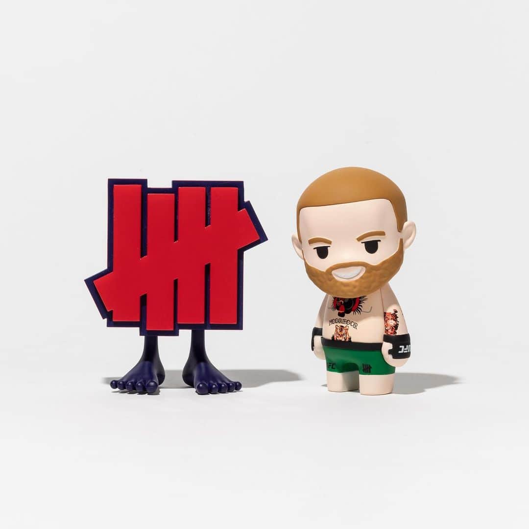 UNDFTDさんのインスタグラム写真 - (UNDFTDInstagram)「UFC x UNDEFEATED Conor McGregor KOKIES   Each figure measures 4.25” tall and stands in a double window display box. The white shorts version is a limited edition of 600 and the green shorts version is a limited edition of 1500.   Available now at Undefeated.com」1月18日 2時34分 - undefeatedinc