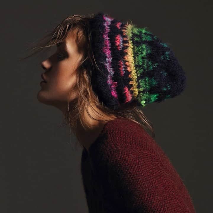 グレヴィさんのインスタグラム写真 - (グレヴィInstagram)「Un cappello caldissimo realizzato a mano in lana norvegese. . #Grevi #GreviHats #Grevi1875 #madeinItaly #madewithlove #beanie #norvegianwool #wool #knittinghat #fluo #accessoriesoftheday #accessoriesaddict #accessorieslover #woolbeanie #grevishop #hat #chapeau #帽子 #sapka #قبعة #kapelë #hatt #chapéu #шапка #hut #Mütze #баскиім Thanks to @amicamagazine」1月18日 3時05分 - grevi1875