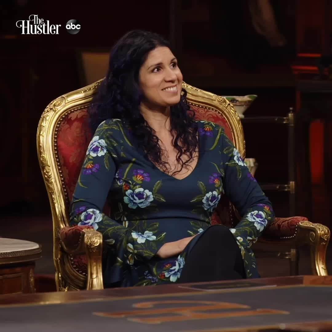 アメリカン・ブロードキャスティング・カンパニーのインスタグラム：「The impression skills >>> 👏 @craigyferg Don't miss a new episode of @TheHustlerABC Thursday at 10|9c!」