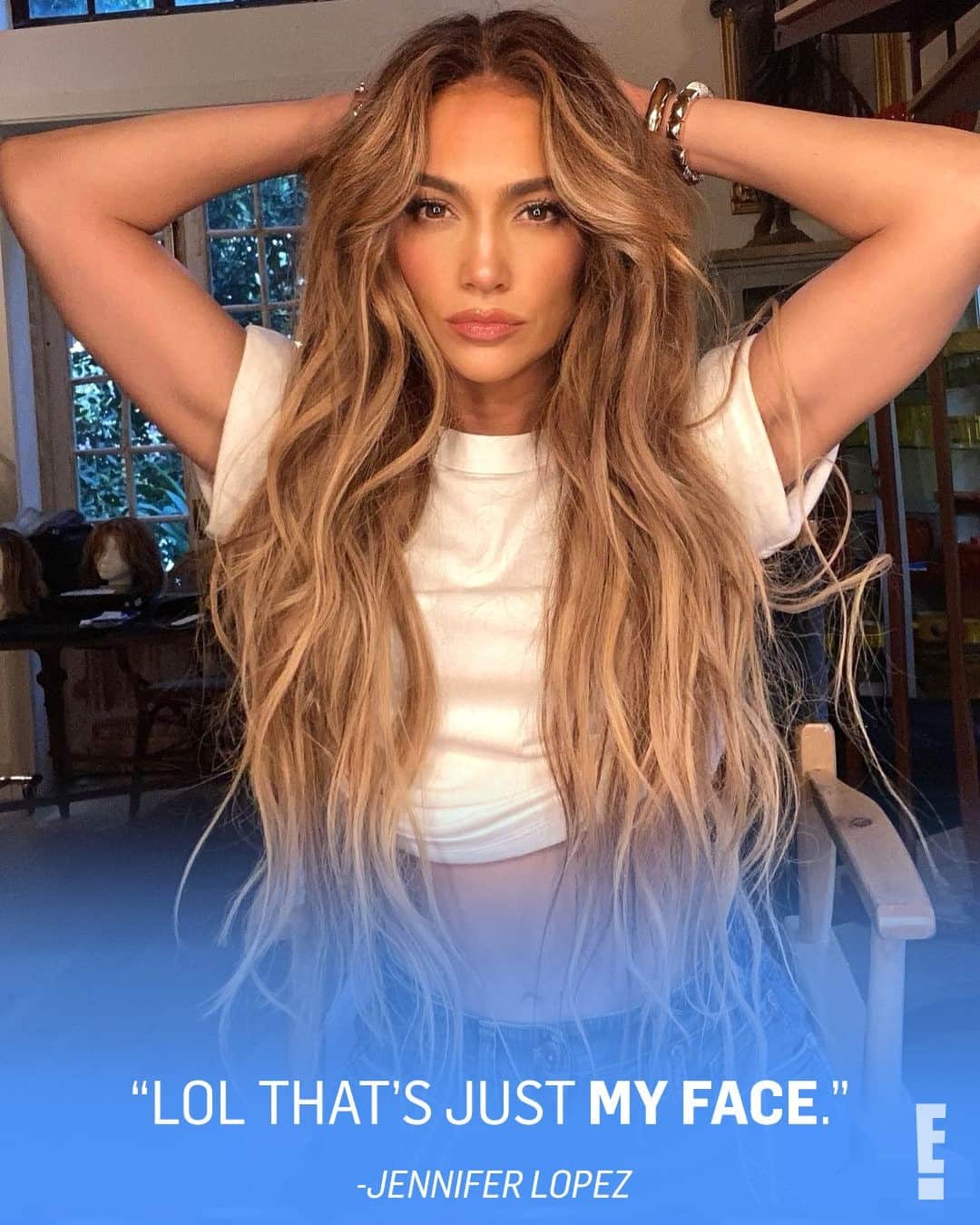 E! Onlineさんのインスタグラム写真 - (E! OnlineInstagram)「Yes, Jennifer Lopez looks the same now as she did 20 years ago. And no, for the last time, she hasn't had work done. Her clapback at fans who called her out for getting Botox is in our bio. (📷: Instagram)」1月18日 3時00分 - enews