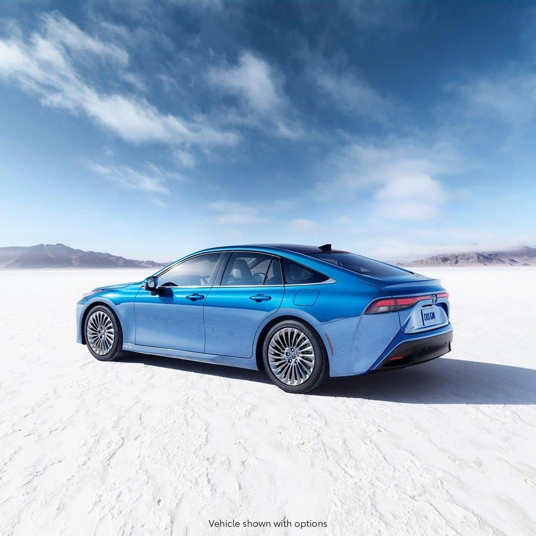 toyotausaさんのインスタグラム写真 - (toyotausaInstagram)「When you can't tell the future, build it. #Mirai #LetsGoPlaces」1月18日 3時10分 - toyotausa