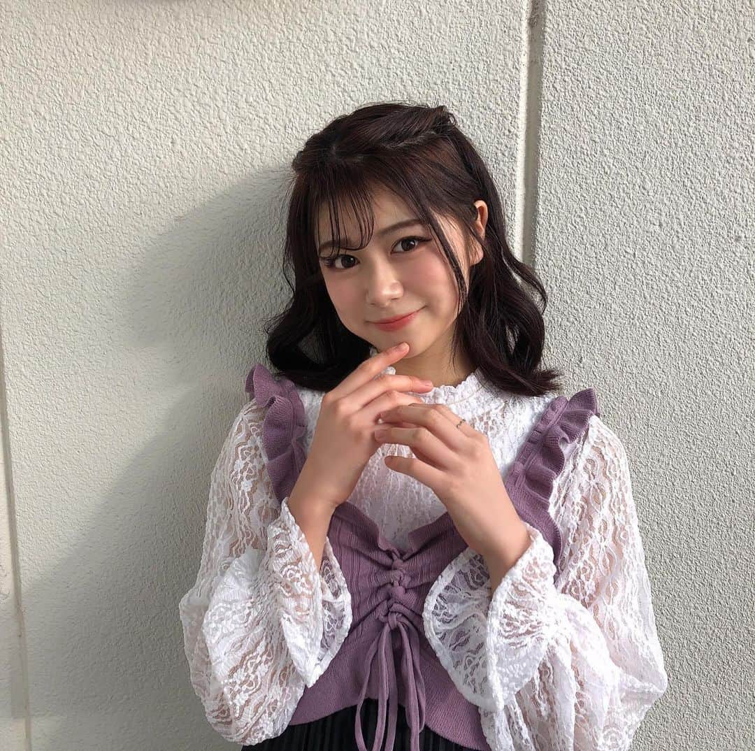 熊谷真里（まりくま）さんのインスタグラム写真 - (熊谷真里（まりくま）Instagram)「． ． ばんくま🧸🎀 ． ． 笑顔が1番だね(＾＾) ハーフツインくるりんぱしてみた ！ 久々に甘々な日 🍓 ． 明日からまた1週間スタートだね ‪☺︎‬ お仕事＆学校頑張ろうね ！✊🏻🌟 ． ． ． いつもいいね＆コメントありがとうございます🧸🎀 ． ．  #まりくま #まりくま進化計画 #Popteen #POP #手書き加工 #手書き #ljk #jk #jkブランド #Instagram #instagood #instalike #ハーフツイン #ヘアアレンジ #ボブアレンジ #笑顔が1番 #前髪アレンジ」1月17日 19時28分 - maritsupe0208