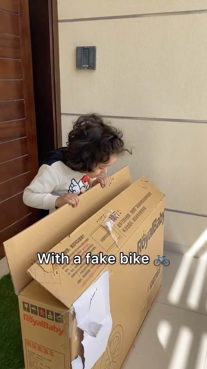 ショーン・ガルニエのインスタグラム：「Part 2 of the prank 😈 #family #prank」