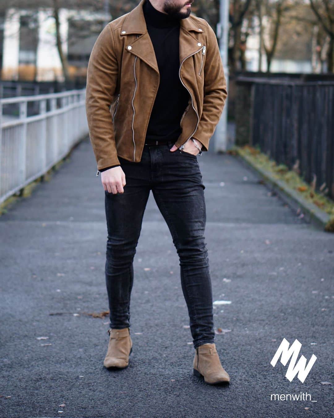 Men Withのインスタグラム：「Cool photo of our dear friend @ste_marr 👌🏽 #menwithstreetstyle」