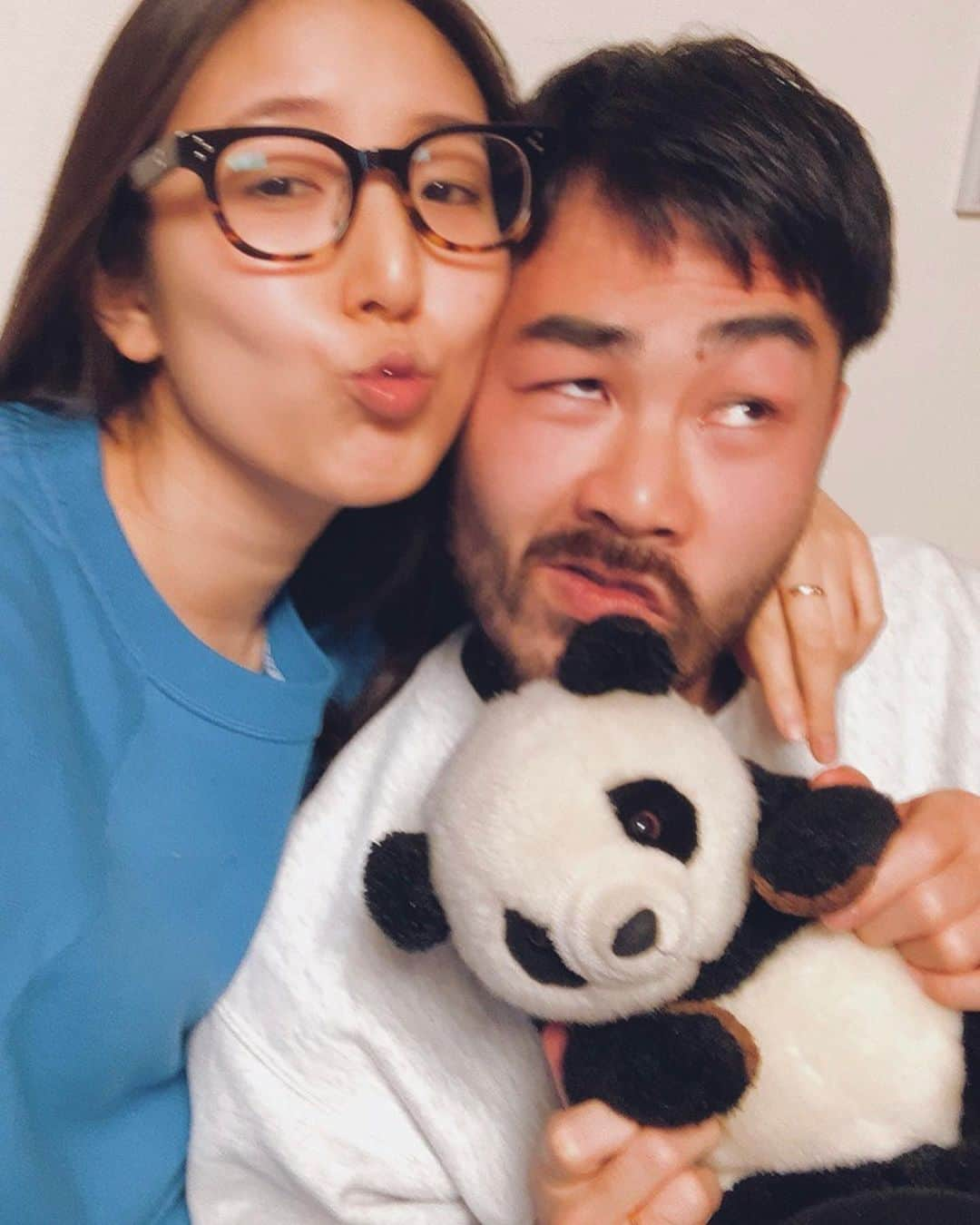 中田早保さんのインスタグラム写真 - (中田早保Instagram)「. 5年も一緒にいるのね👩‍❤️‍💋‍👨 お髭のおかげで毎日楽しいよ~ いつもありがとう🤍 . #1月17日#6年目突入」1月17日 20時35分 - saho_02