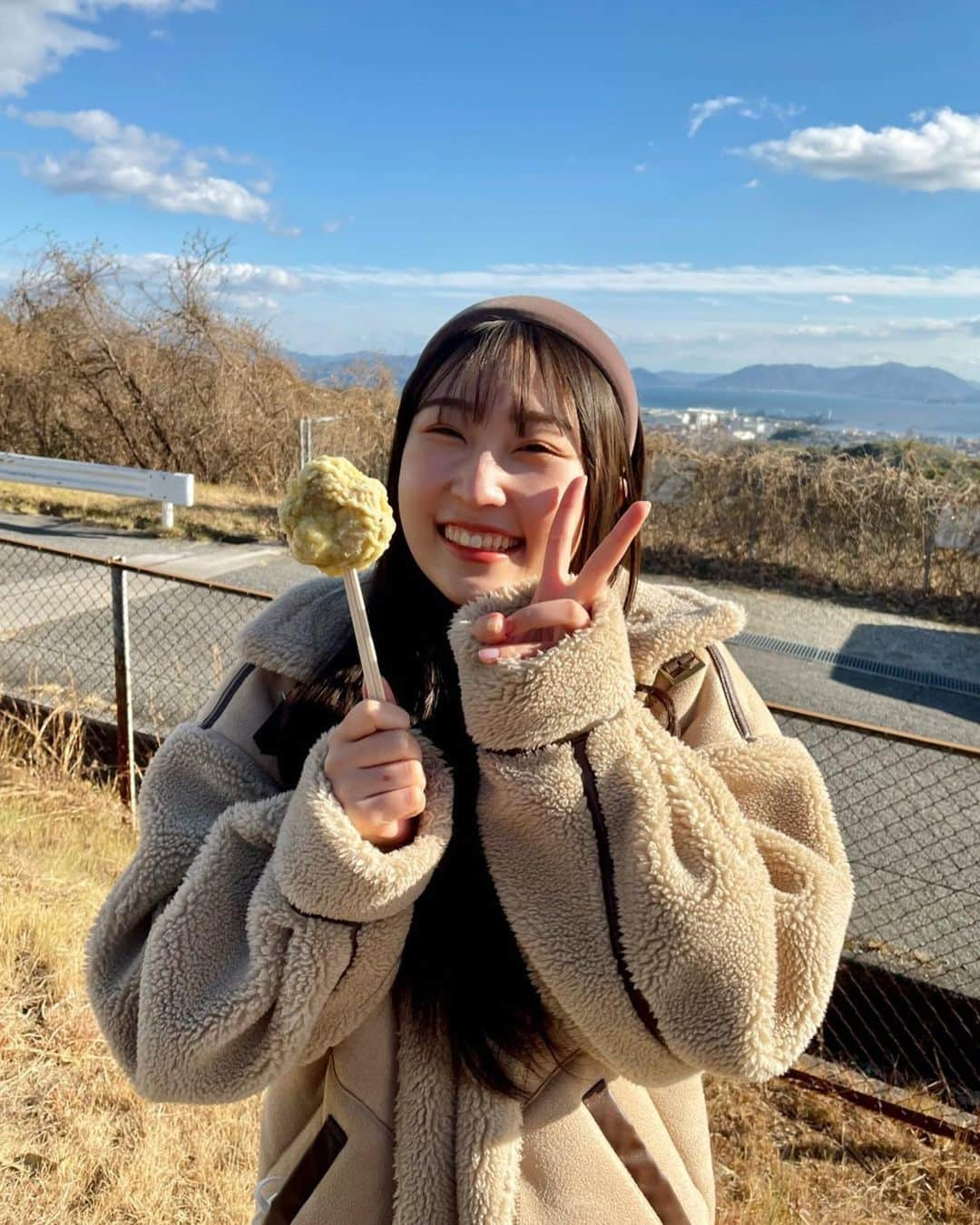 段原瑠々さんのインスタグラム写真 - (段原瑠々Instagram)「🍁🍁  あげもみじぃ〜〜  #juicejuice #段原瑠々 #揚げもみじ #こしあん #なんだかんだ #あんこがおいしいんよね〜」1月17日 20時49分 - ruru_dambara.official