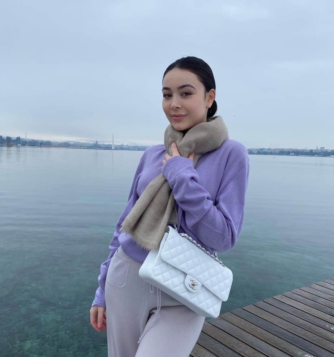 エレナ・アレジ・後藤のインスタグラム：「🤍」
