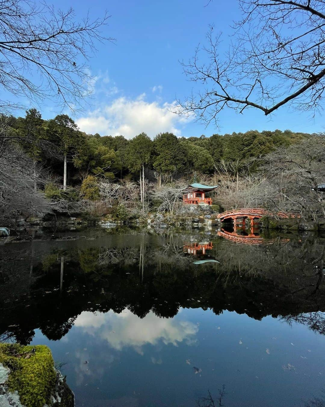 山口淳一さんのインスタグラム写真 - (山口淳一Instagram)「My home town.no filter. 久々に身長を測ったら176.6cmと1cmも伸びてたので、これから身長を聞かれた際は177cmと答えます。 それにしても、iPhone12のカメラ綺麗すぎ。miniやけど。 — #japan #kyoto #daigo #日本 #京都 #醍醐」1月17日 20時51分 - junichi_yamaguchi