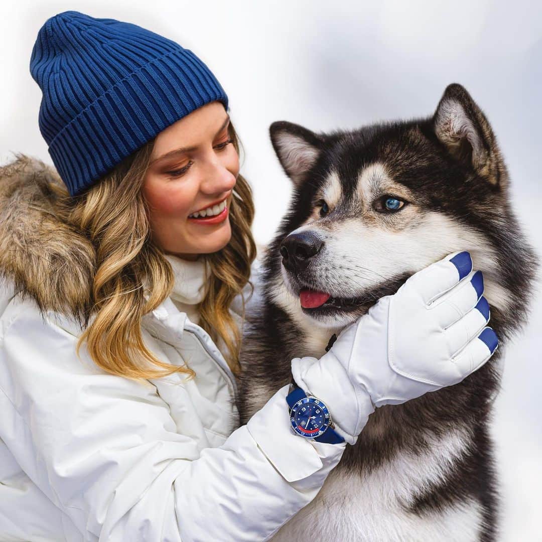 アイスウォッチさんのインスタグラム写真 - (アイスウォッチInstagram)「When I needed a hand, I found your paw 🐾🐶 #icewatch #changeyoucan #icesteel #dog #pets #puppy #love」1月17日 21時12分 - icewatch