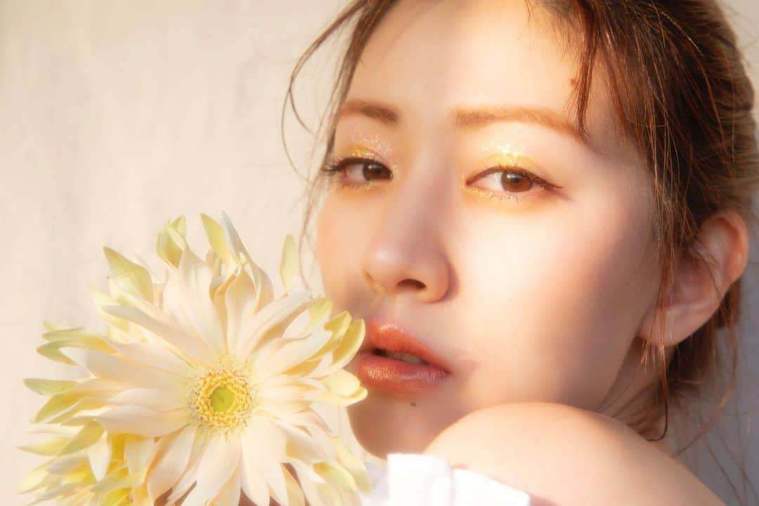 岡本杏理さんのインスタグラム写真 - (岡本杏理Instagram)「これガーベラ、珍しくて可愛かったなぁ♡ #gerbera #非洲菊 #거베라」1月17日 21時23分 - anri_okamoto