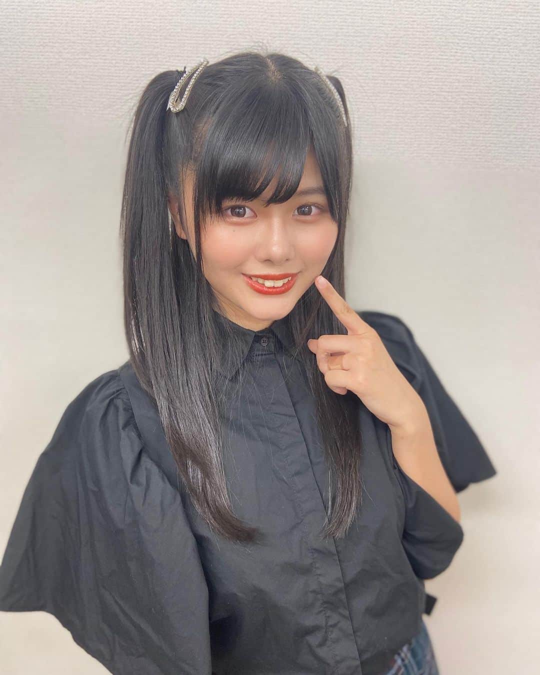 蒼山みことのインスタグラム：「昨日は、オスカープロモーションで教えていた、プロの先生のモデルレッスンを受けてきました🙆‍♀  その中のターンが難しかったので、家でみっちり練習して、本番のファッションショーがんばります！  #newpost #photo #photography #ファッション #ポートレート #撮影 #撮影モデル #加工なし #ミスid #ミスid2021 #ファイナリスト #タレント #グラビアアイドル #グラビア #インスタグラビア #いいね #いいね返し #いいね返しは絶対 #lfl #l4l #likeforlikes #like4likes #instaphoto #instagood #follow #followｍe」