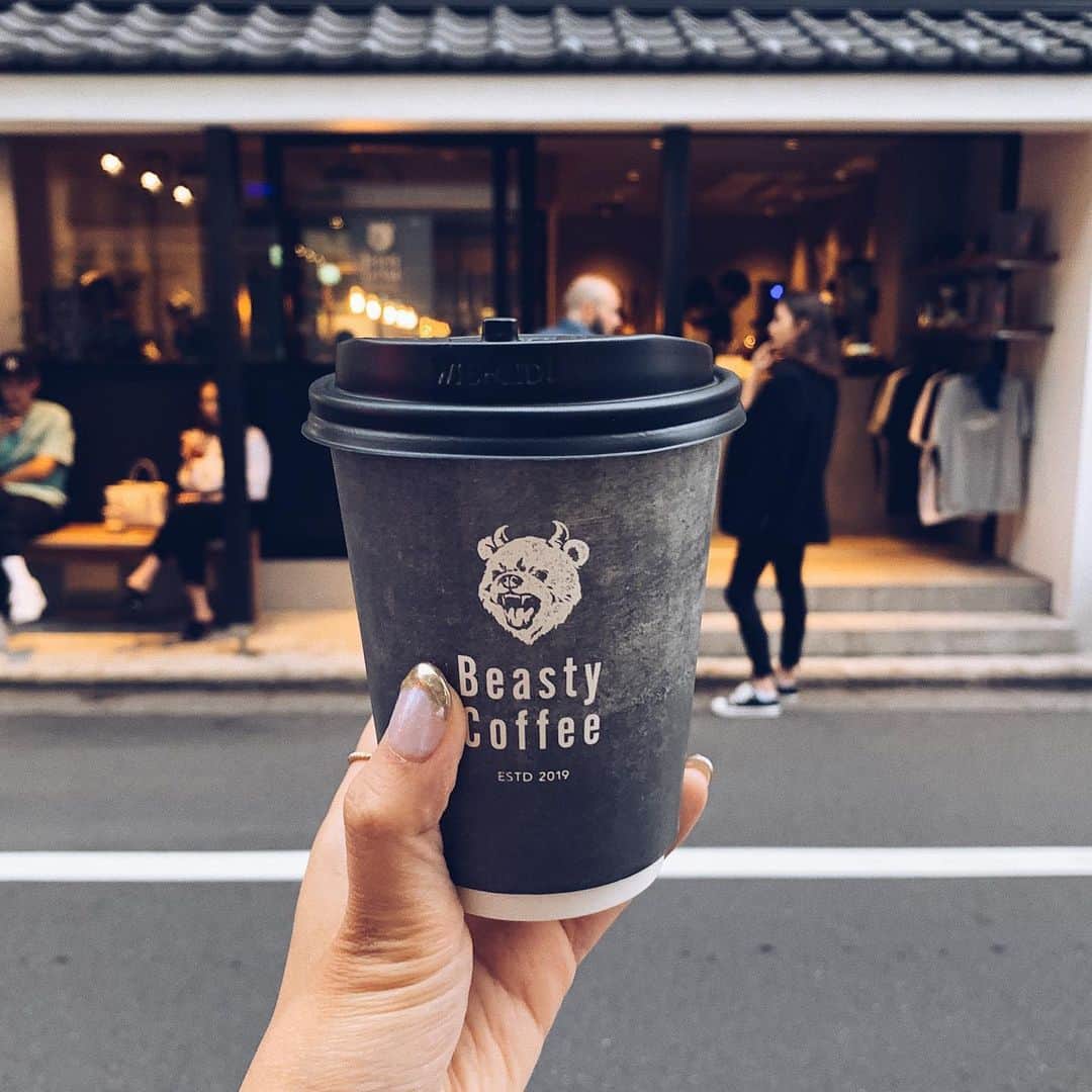 のインスタグラム：「🐻☕️」