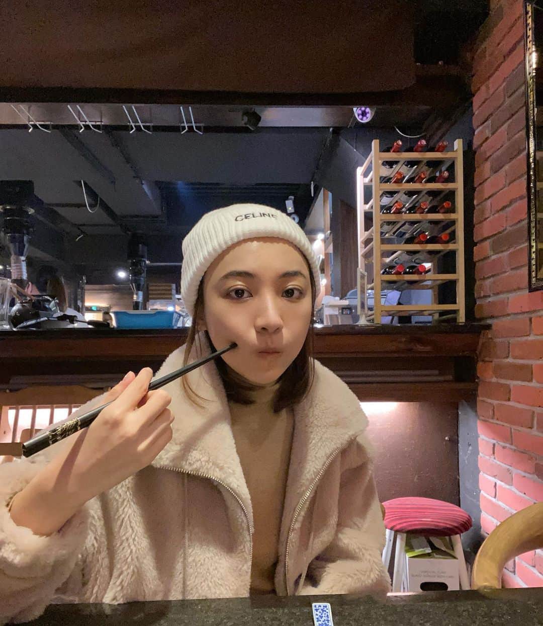 特蕾沙（Teresa）のインスタグラム：「冬天養胃不養肉🥲  #staysafe #stayhealthy  #staywarm  (抱)」