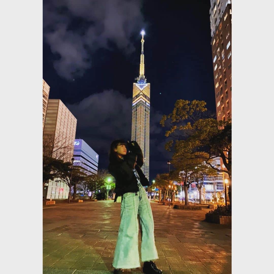 外薗葉月さんのインスタグラム写真 - (外薗葉月Instagram)「ファンの方が誕生日に福岡タワーを 葉月が大好きな黄色に染めてくれました💛 すごすぎる。。 幸せ者すぎるよ🥺」1月17日 21時55分 - hazuki_hokazono