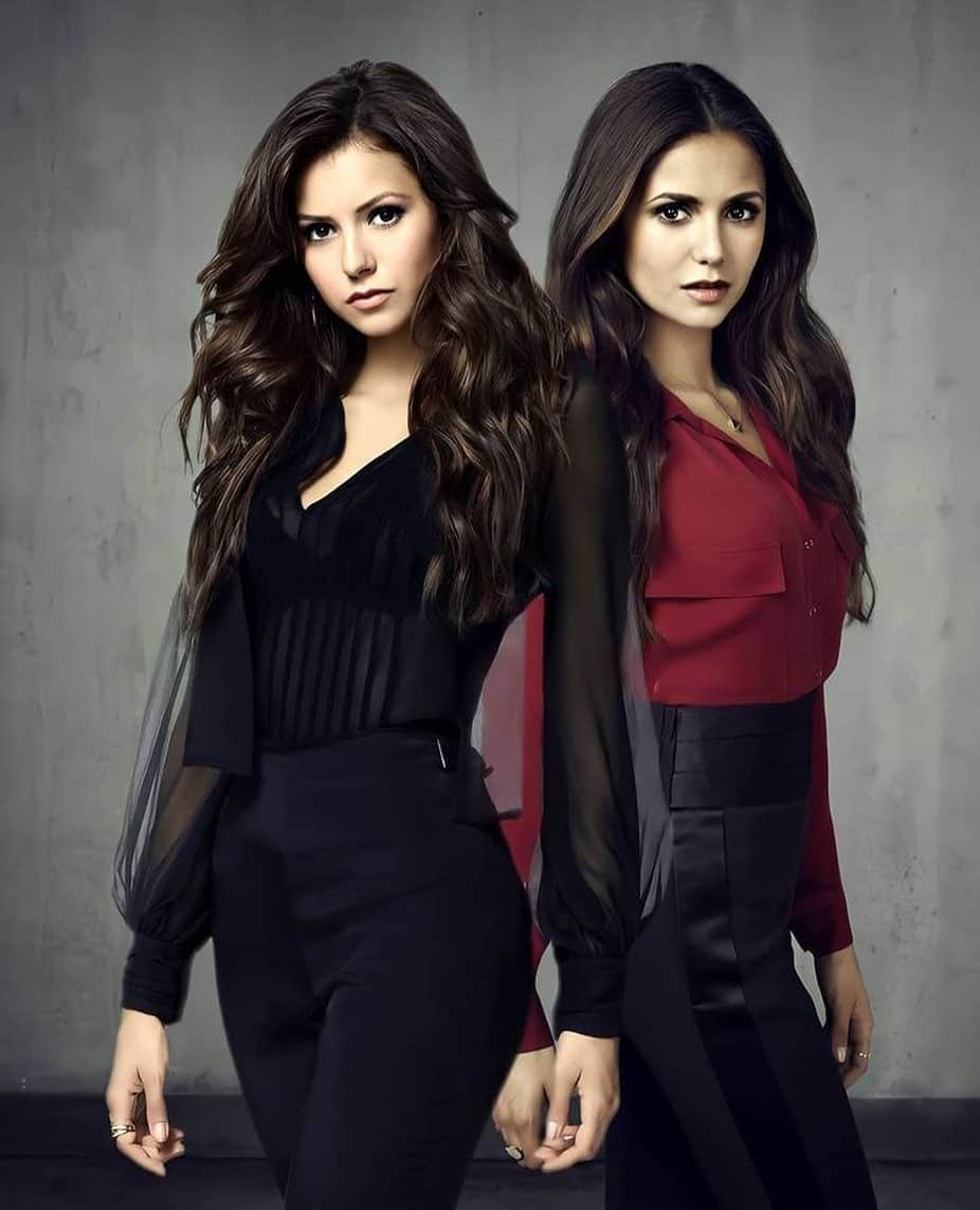 ニーナ・ドブレフさんのインスタグラム写真 - (ニーナ・ドブレフInstagram)「Choose your side.. Good or Bad?🖤 Follow for more -> @ninadobrev   #nina #ninadobrev #iansomerhalder #thevampirediaries #elenagilbert #katherinepierce #damonsalvatore #delena #nian #theoriginals #rebekahmikaelson #carolineforbes #theoriginals #hayleymarshall #klausmikaelson #elijahmikaelson #stefansalvatore #paulwesley #mikaelson #salvatore #hopemikaelson #legacies #vampirediaries #vampirediariesedits #stelena #steferine」1月17日 22時42分 - ninadobrev