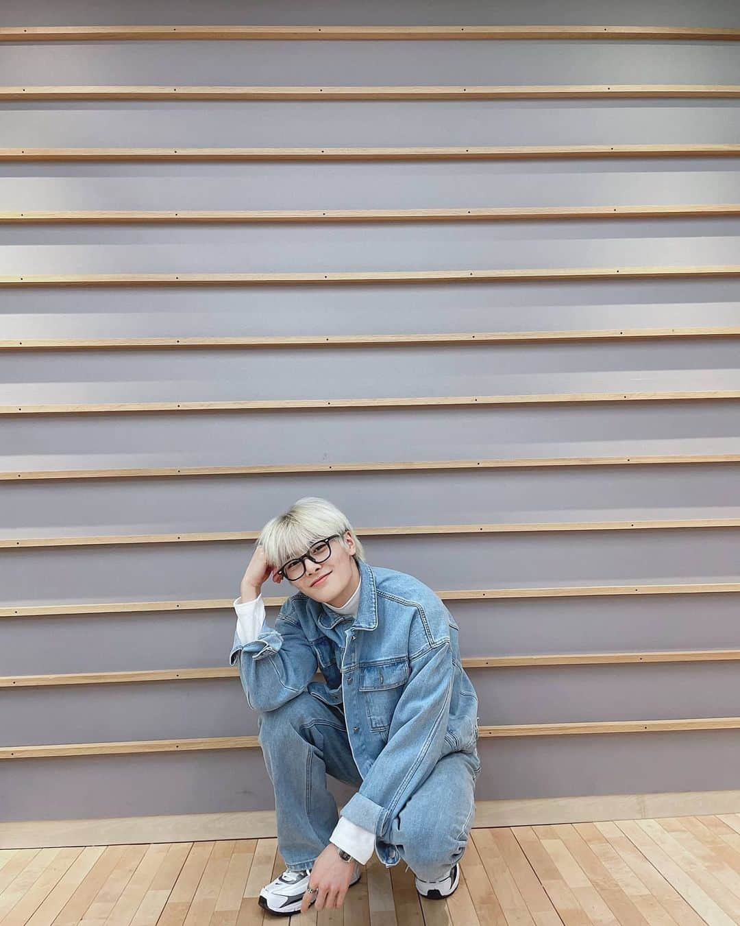 Stray Kidsさんのインスタグラム写真 - (Stray KidsInstagram)「청청💕 #StrayKids#STAY#OOTD#IN스타그램#🦊」1月17日 22時52分 - realstraykids