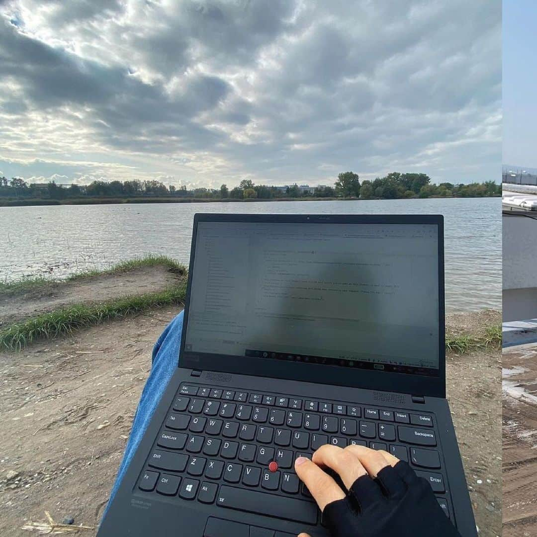 Lenovoさんのインスタグラム写真 - (LenovoInstagram)「Where has your laptop been? Tag @Lenovo to show us your favorite spots to work, learn or game!」1月18日 0時19分 - lenovo