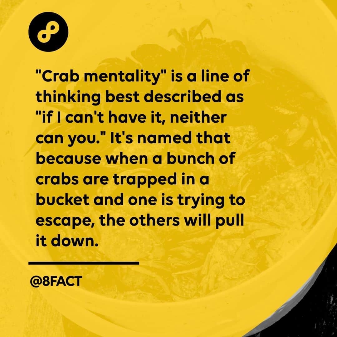 のインスタグラム：「🦀」
