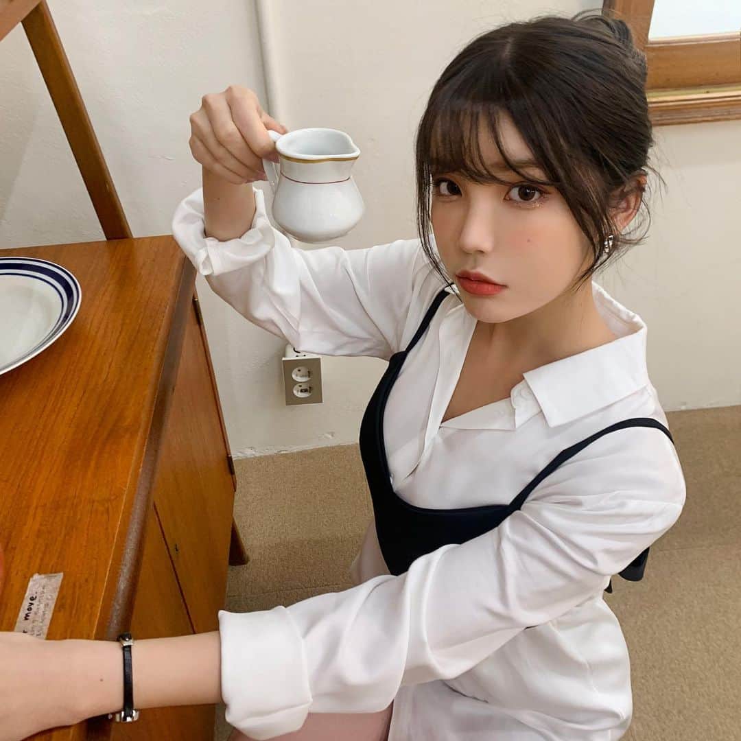 Chuuのインスタグラム：「츄멤님들❣️맛점하세요🥪 #chuu #chuuseoul」