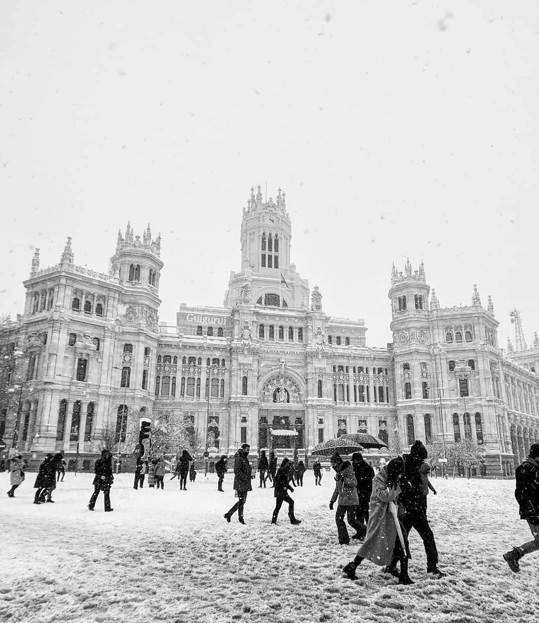Guido Gutiérrez Ruizのインスタグラム：「A dream within a dream • Un sueño dentro de un sueño #Madrid」