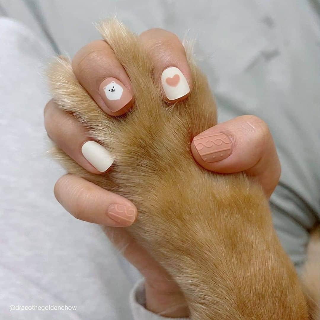 のインスタグラム：「Take my hand tonight…'Cause our hearts are locked forever 🐾 - Want to get featured like them? Join “The Barked Club” on FACEBOOK and post something now! 👉 barked.com - 📷 @dracothegoldenchow - #TheBarkedClub #barked #dog #doggo #GoldenRetrieverMix #ChowChowMix」