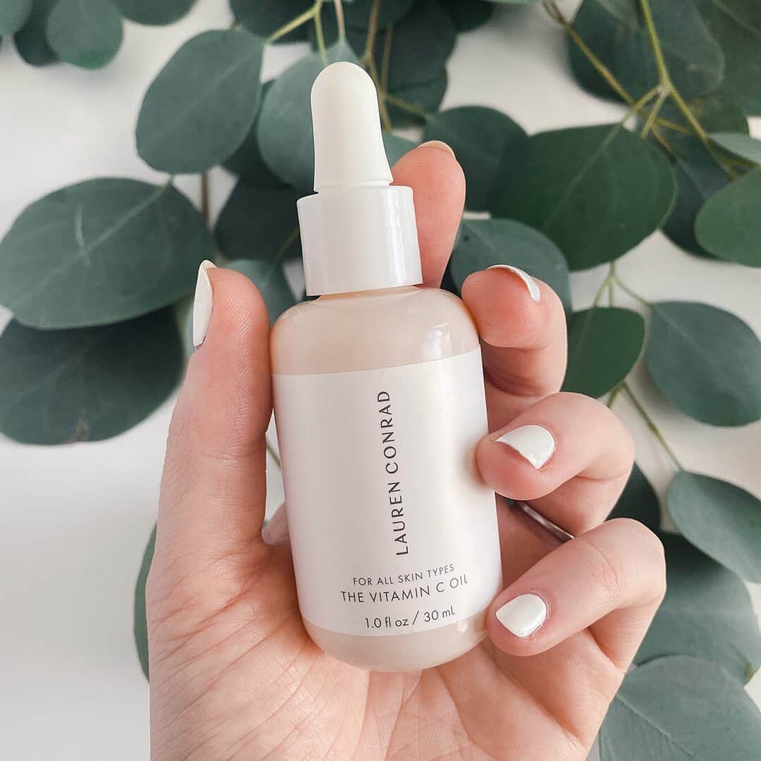 ロック&リパブリックのインスタグラム：「Say hello to a brighter complexion with The Vitamin C Oil from @laurenconradbeauty. #Kohls #laurenconradbeauty」