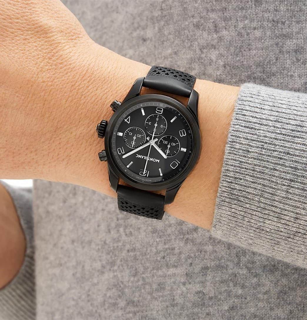 MR PORTERのインスタグラム：「It’s often asked whether you’d really wear a luxury sports watch for actual physical exercise, and its true that a lot of well-specced watches never see their durability tested in the great outdoors. But Switzerland’s finest continue to make watches that are perfectly capable of accompanying you on a spell of New Year’s fitness; in fact, they’re actively designed for it. Case in point: the @montblanc Summit 2+ you see here - the latest generation of smartwatch from the brand, now untethered from your phone for much greater flexibility. You can keep it traditional too though; our list includes mechanical watches that won't flinch from a bout of exertion. Hit the link in our bio to discover five of the best Swiss watches for sports and fitness.  Follow @mrporterwatches for the latest news, expert insights and luxury watches offered at MR PORTER.  #MRPORTERwatches」
