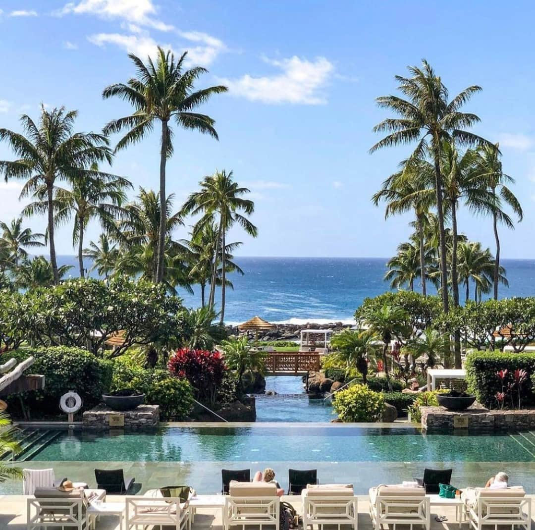 ハワイアン航空さんのインスタグラム写真 - (ハワイアン航空Instagram)「How's your long weekend treating you? 😌🌴🕶  📷 @taymjacks 📍 Montage Kapalua Bay」1月18日 5時30分 - hawaiianairlines