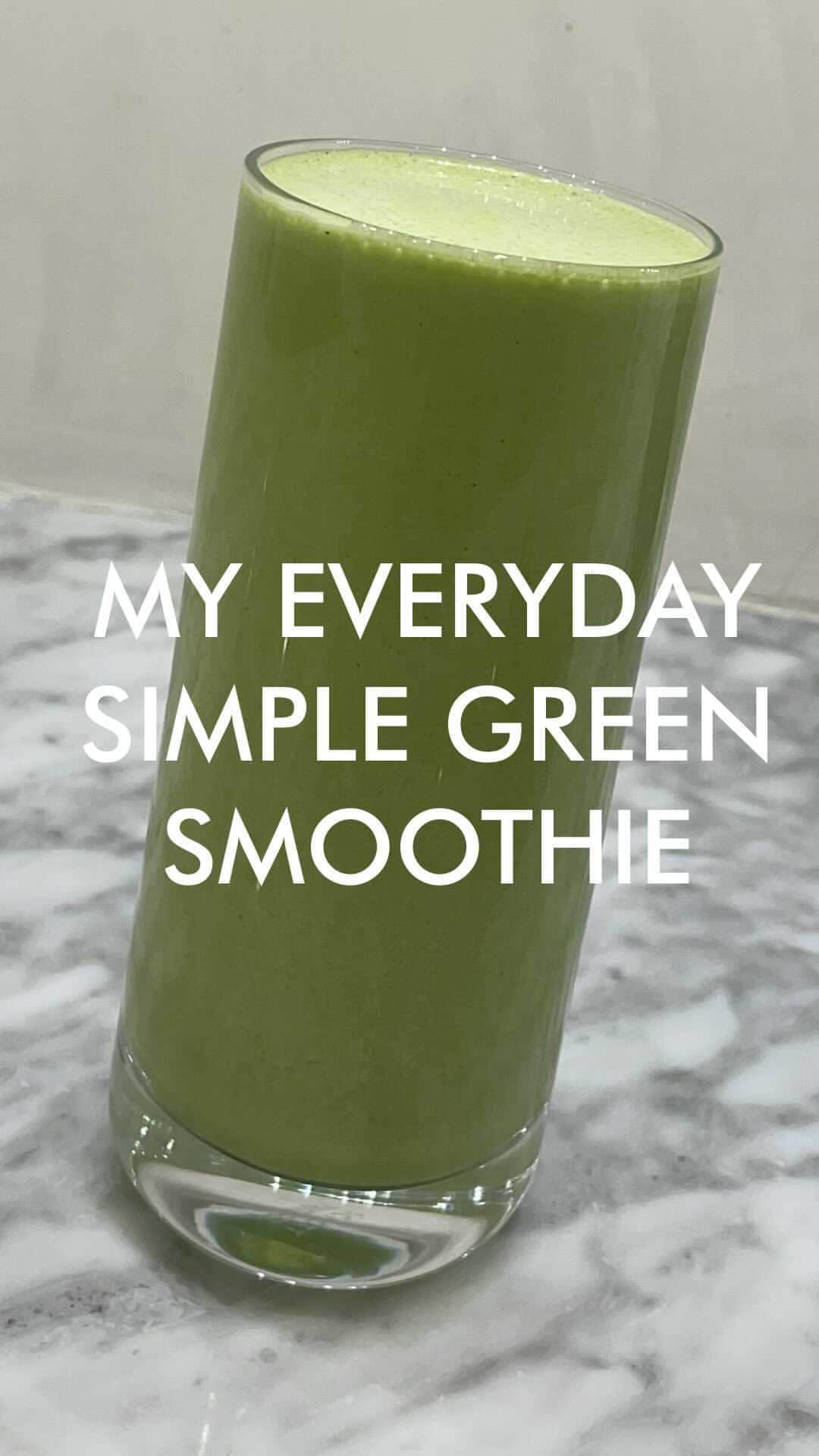 Marianna Hewittのインスタグラム：「every day 🔁  • almond milk @malkorganics • lots of spinach • 1/2 frozen banana • ice cubes • 1 scoop @primalkitchenfoods snickerdoodle collagen powder (can use any flavor!) • blend!」