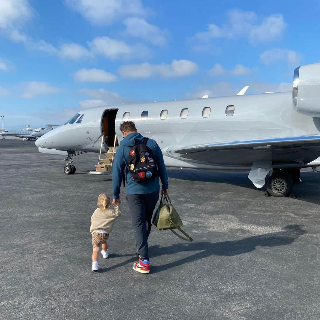 ジョク・ピーダーソンさんのインスタグラム写真 - (ジョク・ピーダーソンInstagram)「...🛫」1月18日 8時36分 - yungjoc650