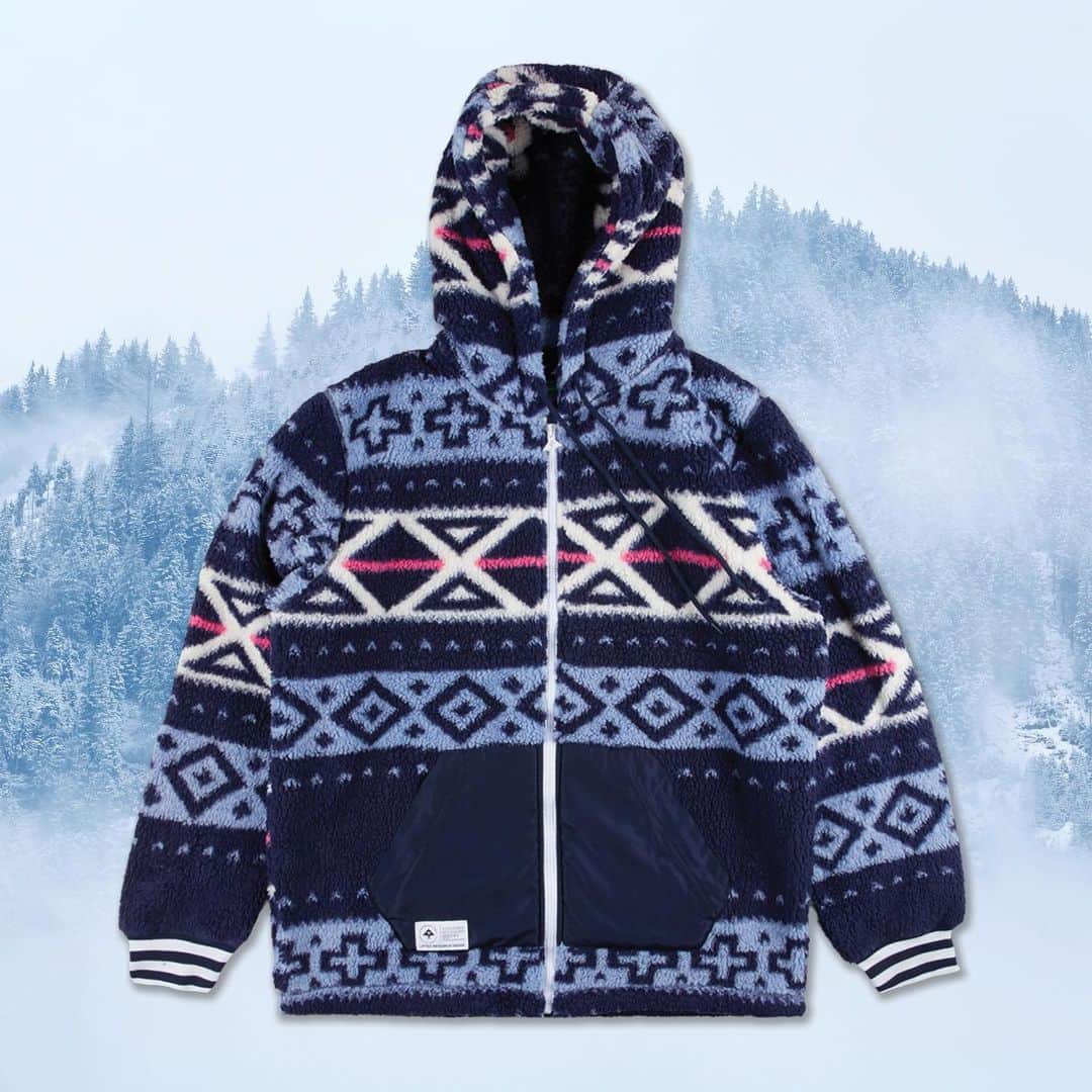 エルアールジーのインスタグラム：「🚨🔥Giveaway🔥🚨 UPDATE Congrats @dodd.epb You Won!!!   We want to hook up a winner with our Norski Zip Hoodie.   Follow the rules below to win! 1. Follow @lrgclothing 2. Comment and tell us who’s your favorite hip hop artist.  3. Tag 3 homies. Winner will be announced on Tuesday, January 19th @ 7 P.M. PST 🌲🦒🥶」