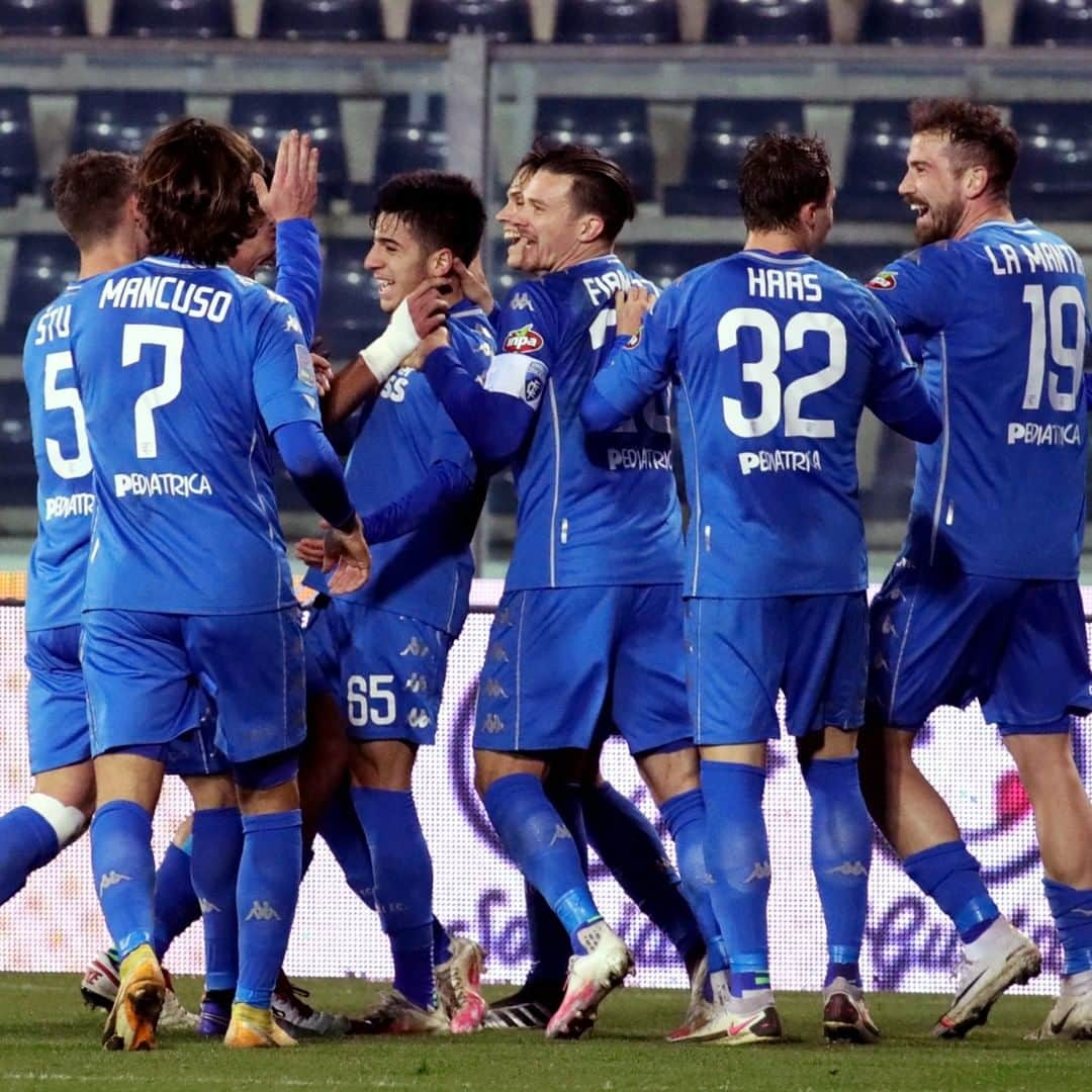 エンポリFCさんのインスタグラム写真 - (エンポリFCInstagram)「📸 Buonanotte tifosi azzurri 😍」1月18日 9時33分 - empoli_fc_official