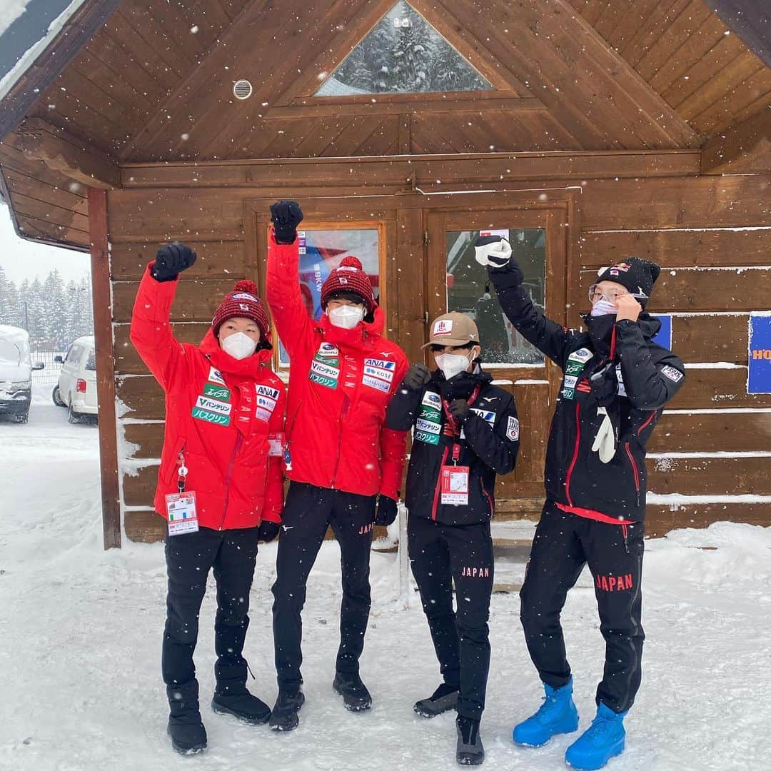小林陵侑のインスタグラム：「Let's go finland✊🏼」